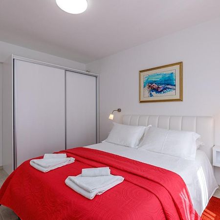 Apartments Lavizatic ポレッチ エクステリア 写真
